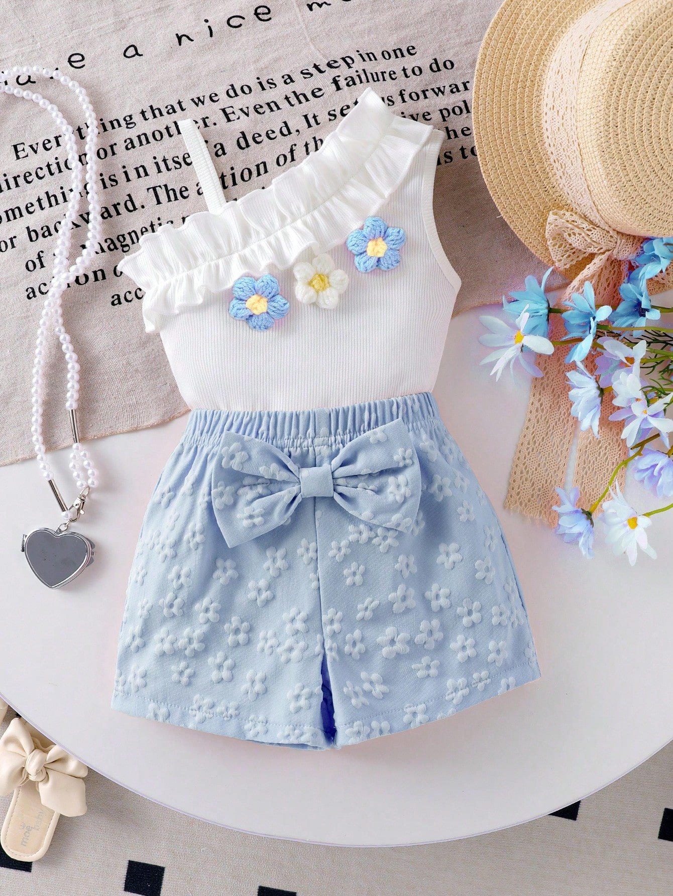 shein elladie kids ملابس صيفية كيوت للبنات الرضع من قطعتين، تتكون من ملابس علوية كتف واحد مزخرفة بالأزهار باللونين الوردي والأبيض، وشورت بخصر مطاطي، مناسبة لملابس عيد الميلاد 1