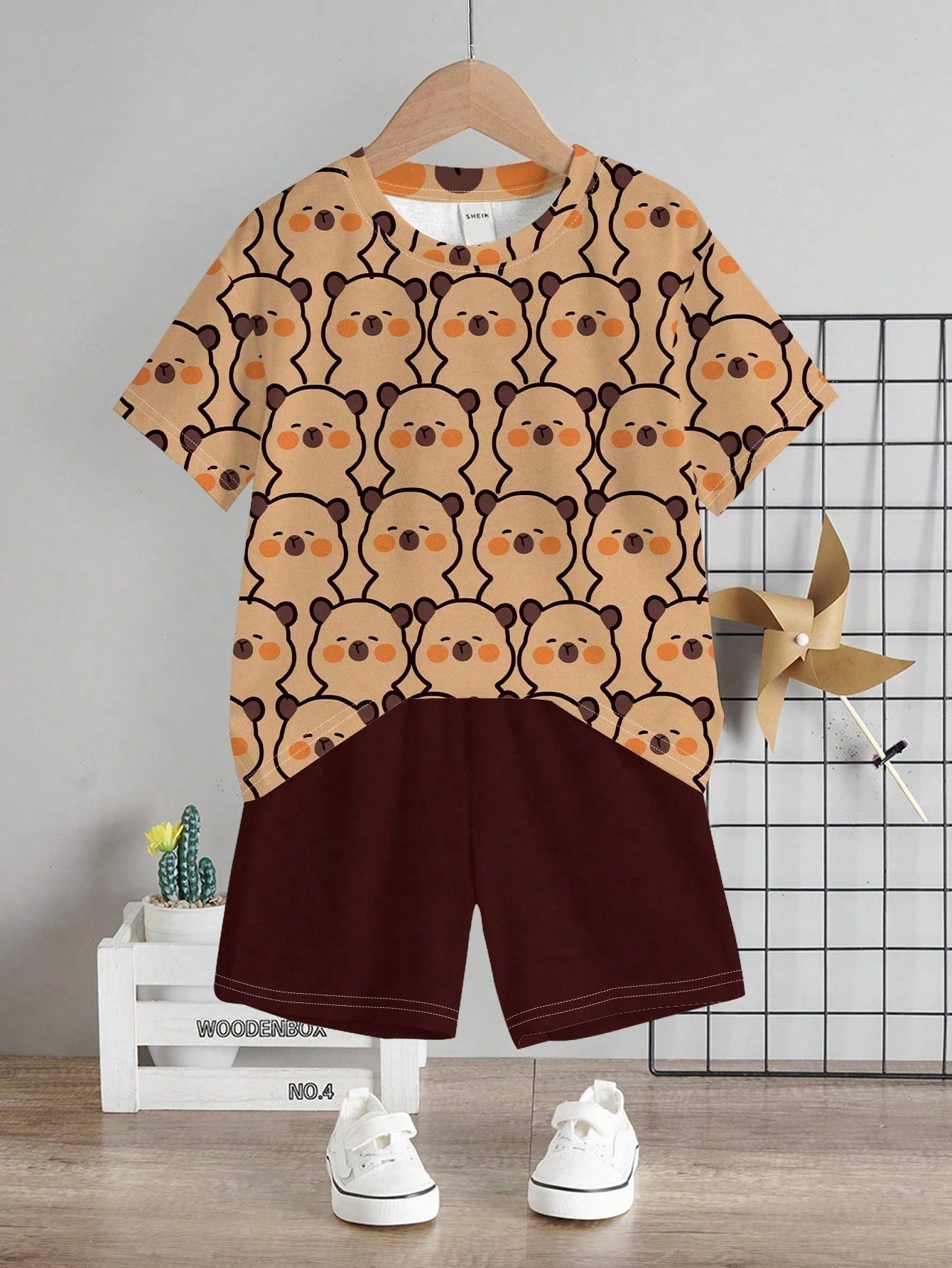 shein ملابس أطفال صبيان كيوت متعددة الألوان تي شيرت مع طباعة حيوانات ممتعة، قميص مطبوع بالدب، شورت للأطفال الصبيان، طقم ملابس للأطفال الصبيان، ملابس شارع للأطفال 2