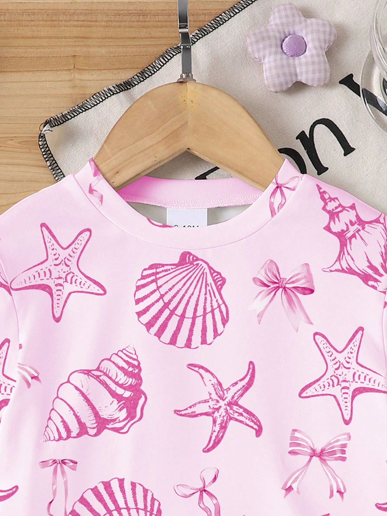 elladie kids مجموعة قميص كم قصير وشورت للبنات الرضع بطبعات صدفة وجنجل البحر وفيونكة، أسلوب عطلة عفوي بسيط، مناسبة للعطلات والأنشطة الخارجية، صيفي 18