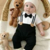 shein رومبير مولود جديد للأولاد باللونين الأسود والأبيض مع ديكور دب وربطة عنق بدلة رسمية للتعميد والعماد 7