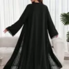 al najma عباءة نسائية بلون أحادي مع تصميم من الدانتيل، أنيقة وطويلة الأكمام 4