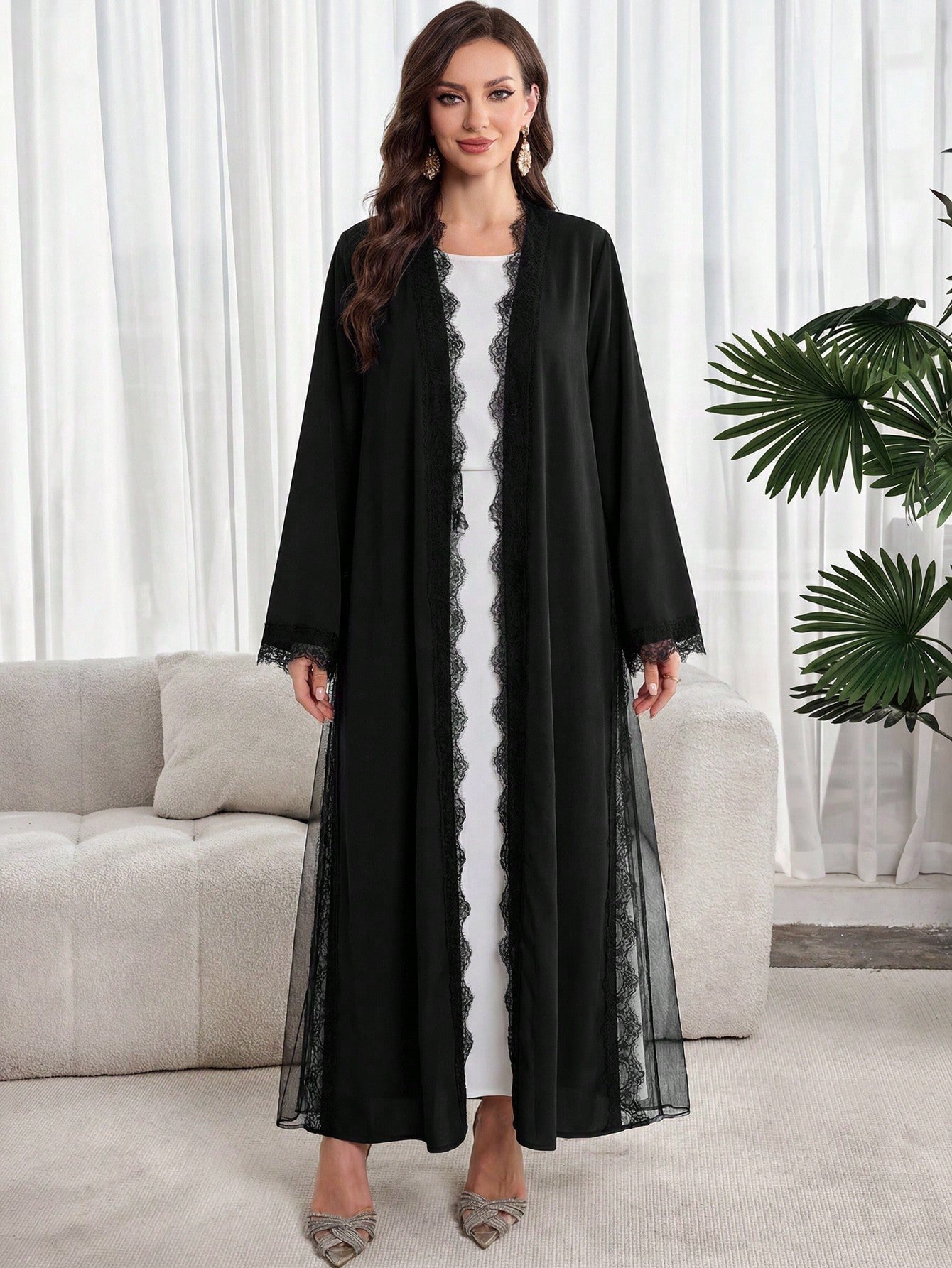 al najma عباءة نسائية بلون أحادي مع تصميم من الدانتيل، أنيقة وطويلة الأكمام 7