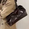 حقيبة يد نسائية من جلد البولي يوريثان ذات لون أحادي، موضة جديدة كلاسيكية للإبط، جلد مصقول لامع، سعة كبيرة، مناسبة للعمل المكتبي والأعمال والمواعدة والتسوق والخروجات والعطلات وحقيبة الأم، هدية للصديقة، استخدام يومي للنساء 11