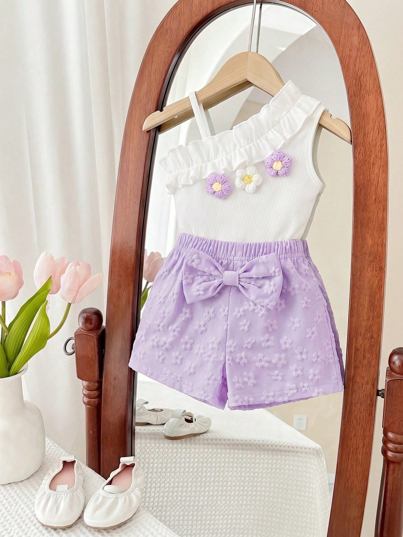 shein elladie kids ملابس صيفية كيوت للبنات الرضع من قطعتين، تتكون من ملابس علوية كتف واحد مزخرفة بالأزهار باللونين الوردي والأبيض، وشورت بخصر مطاطي، مناسبة لملابس عيد الميلاد 6