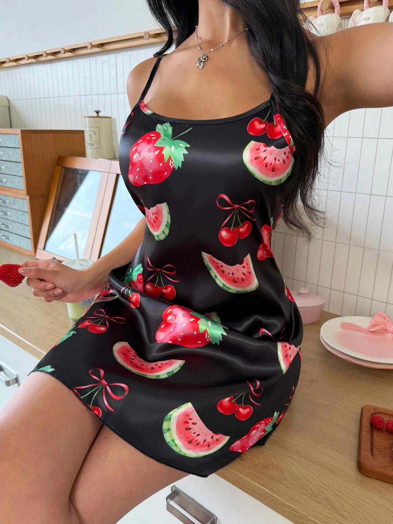 sweetslumber قميص نوم ساتان للنساء بنمط فاكهة الفراولة الحلوة 3