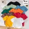 shein 4 قطع/مجموعة تيشيرت أساسي أحادي اللون بياقة طاقم وأكمام قصيرة للأطفال الرضع، مناسب للجنسين، قطن مريح وعملي للربيع/الصيف للاستخدام اليومي الداخلي والخارجي 6
