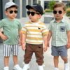 shein 3 طقم ملابس أطفال أولاد فضفاضة كاجوال، تي شيرت كم قصير وبنطلون قطعتين، مناسبة للربيع والصيف، بطباعة شريطية كلاسيكية وطباعة شعار الحصان الأنيق، اشتر 3 طقم واحصل على طقم واحد عشوائي 2