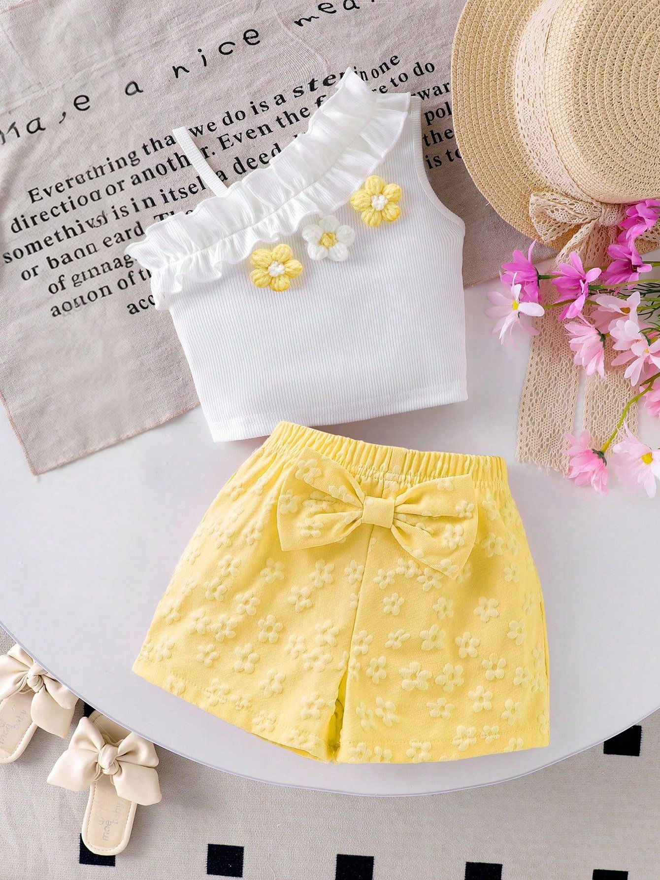 shein elladie kids ملابس صيفية كيوت للبنات الرضع من قطعتين، تتكون من ملابس علوية كتف واحد مزخرفة بالأزهار باللونين الوردي والأبيض، وشورت بخصر مطاطي، مناسبة لملابس عيد الميلاد 11